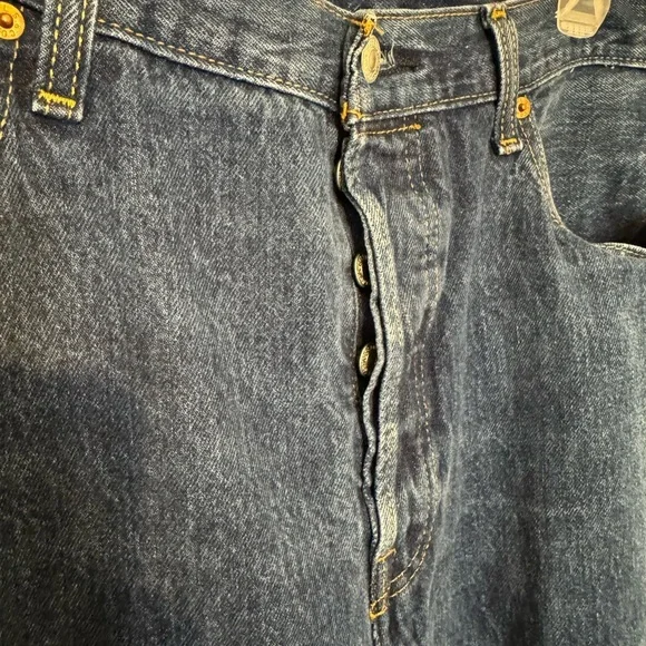 Levi's 36 W x 34 L Dark Blue Straight Jeans - Picture 2 of 10